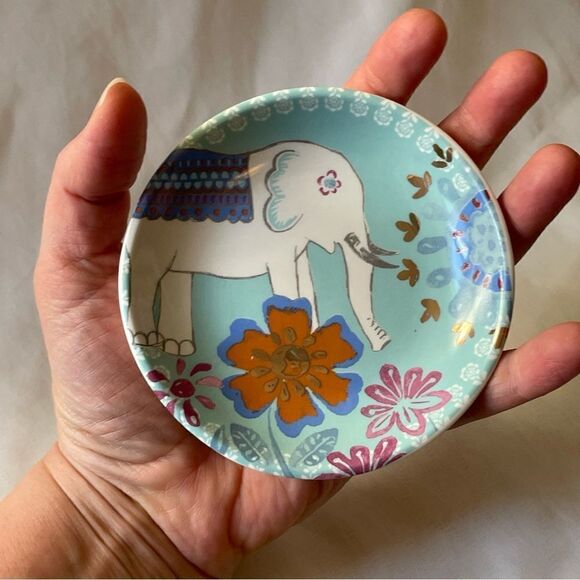 Elephant dish gold accented good luck remover of obstacles - Picture 6 of 8